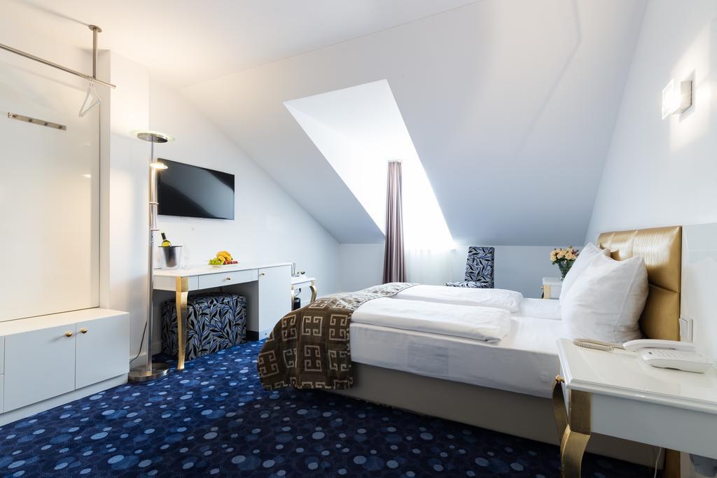 Bayer's Hotel 3*